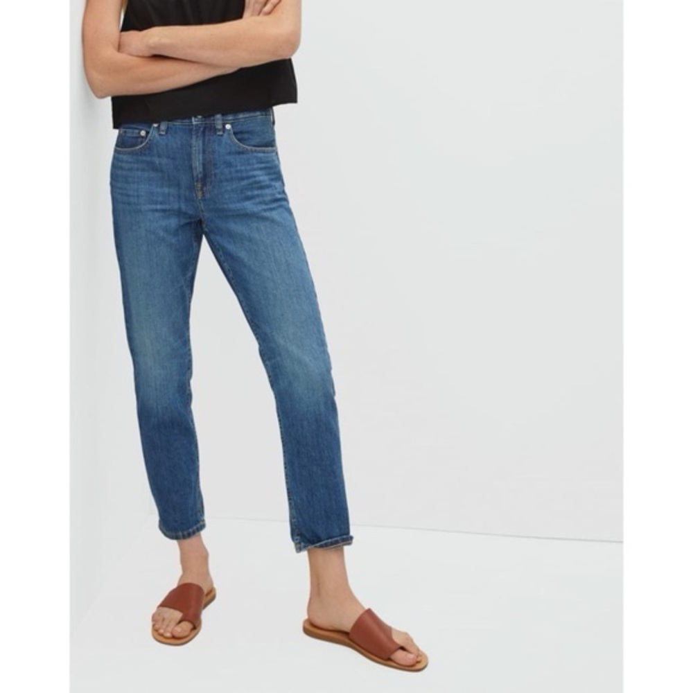 Everlane The Runaround Jean in Vintage Dark Blue Lightweight Relaxed Size 26 NWT